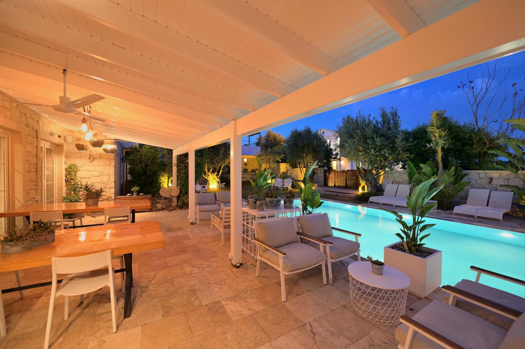 Peremere Alacati Otel Ngoại thất bức ảnh