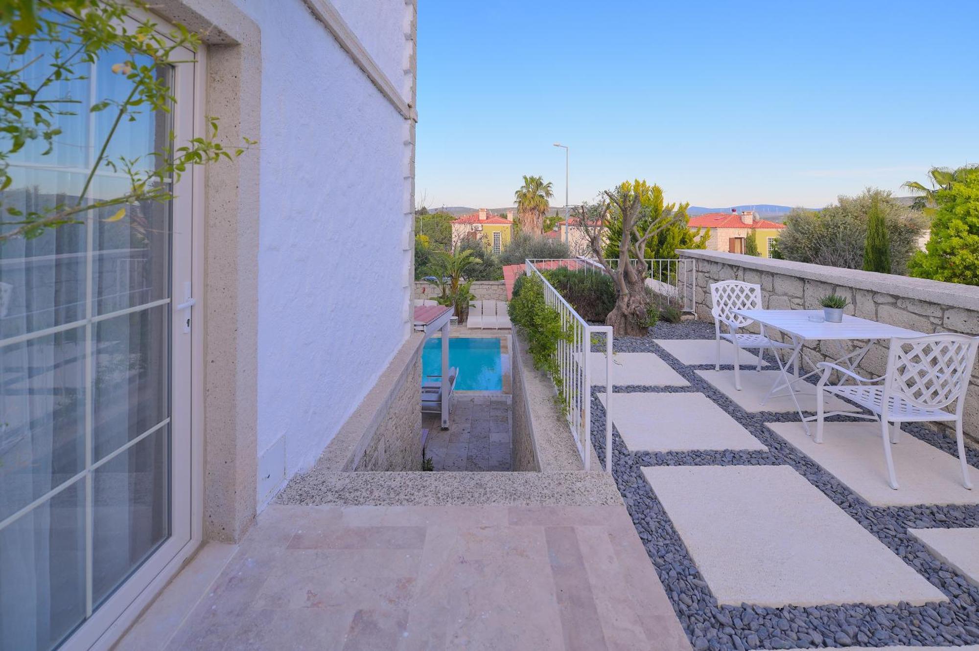 Peremere Alacati Otel Ngoại thất bức ảnh