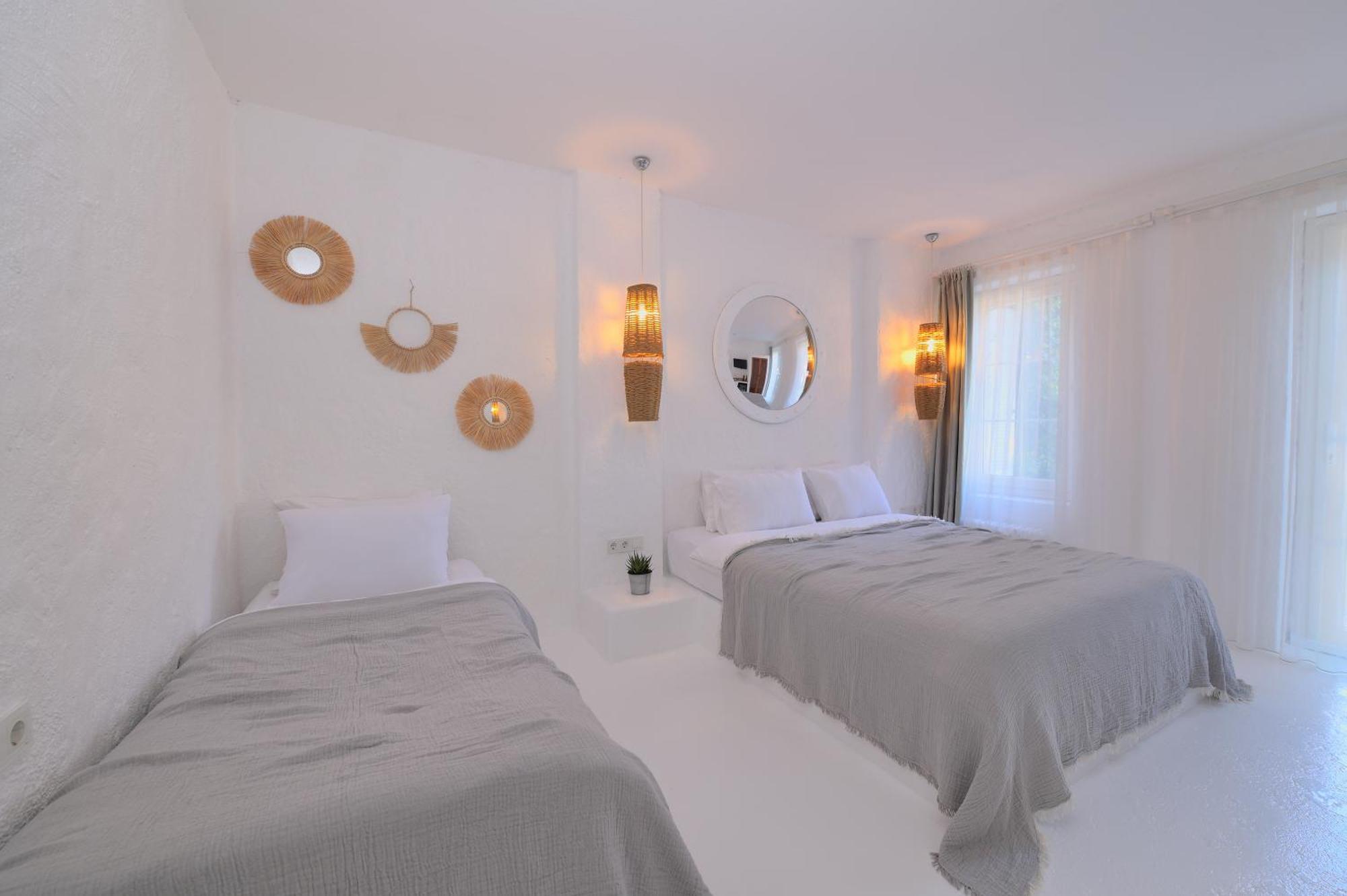 Peremere Alacati Otel Ngoại thất bức ảnh