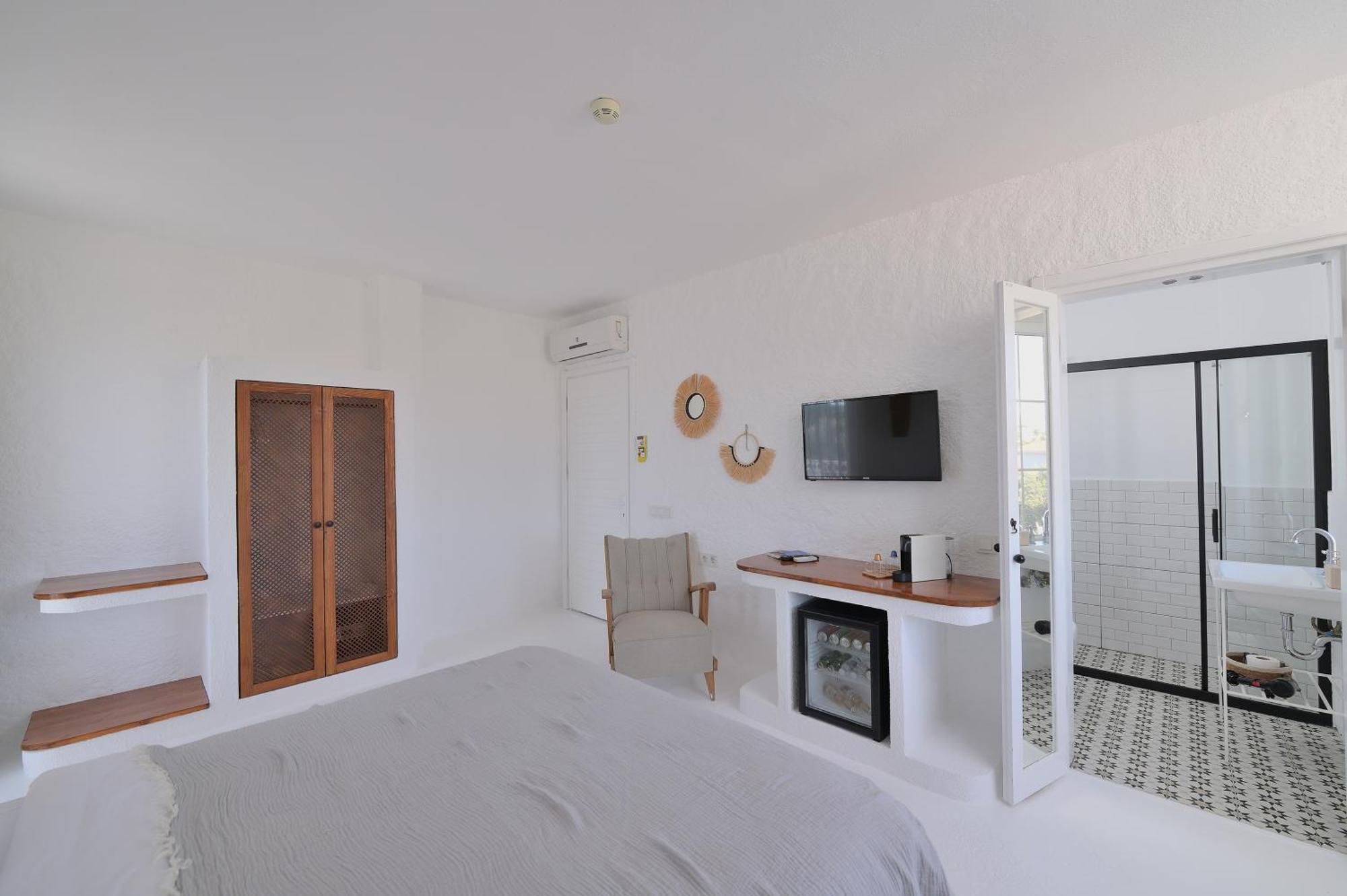 Peremere Alacati Otel Ngoại thất bức ảnh