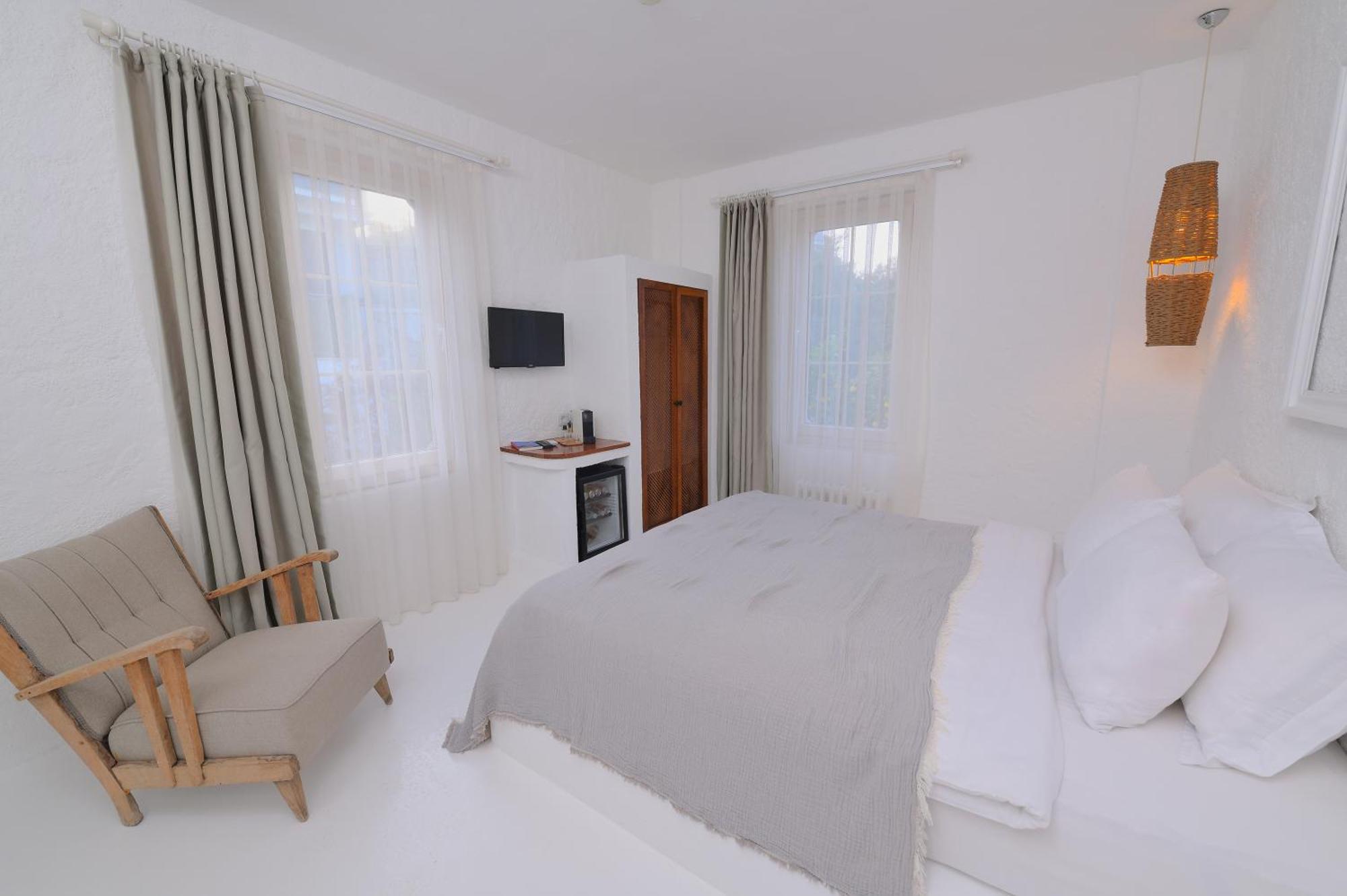 Peremere Alacati Otel Ngoại thất bức ảnh