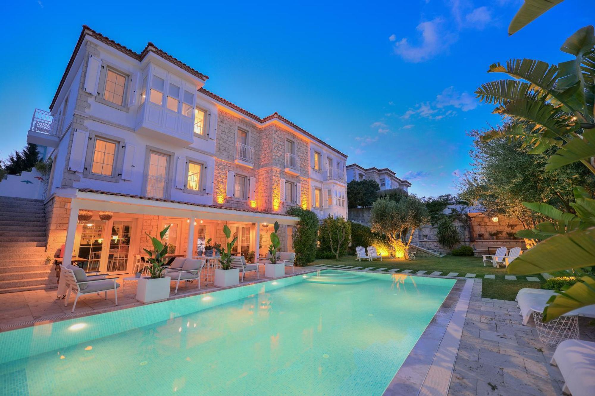 Peremere Alacati Otel Ngoại thất bức ảnh